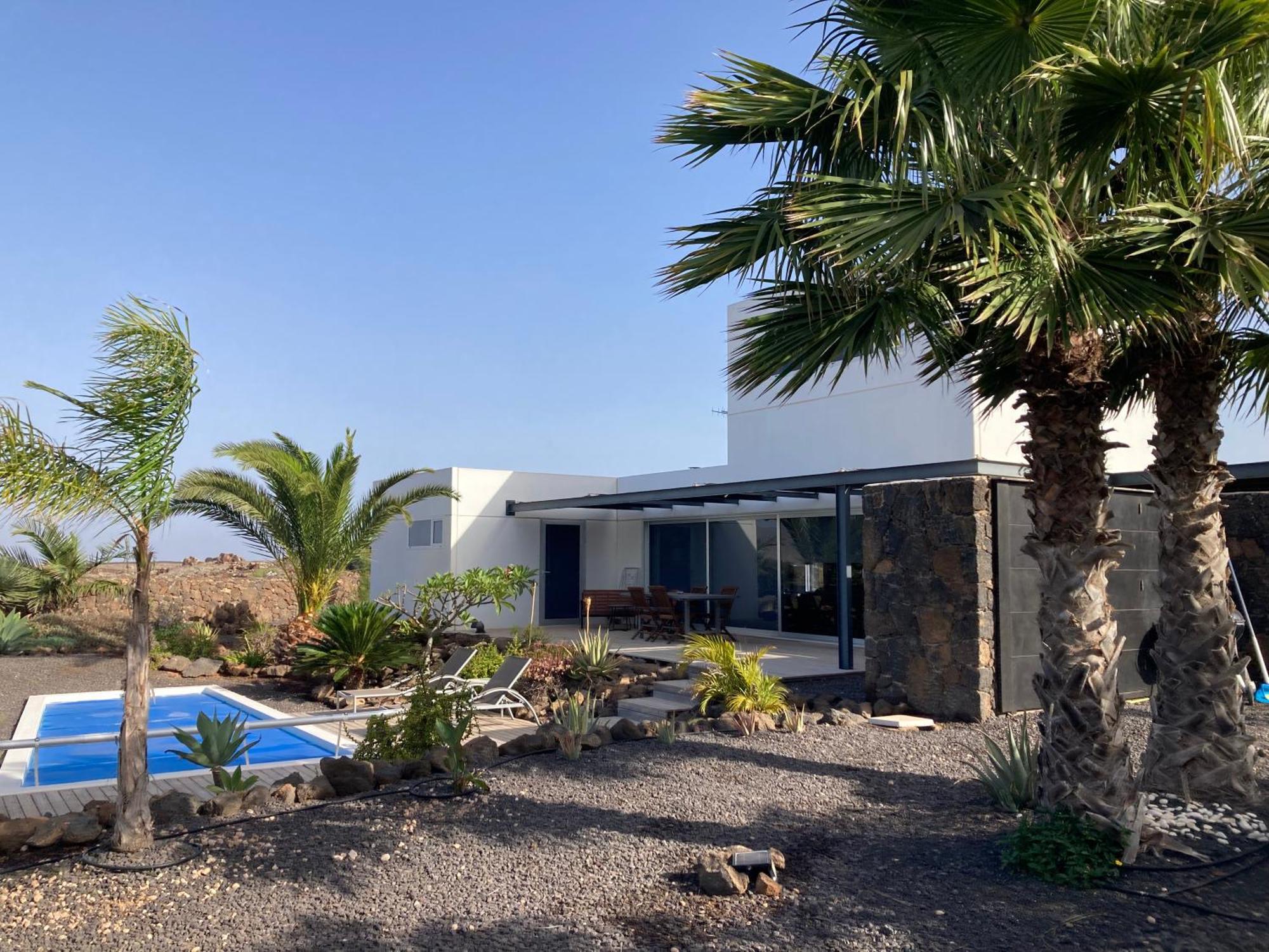 Majanicho Rock - Villa With Heated Pool Lajares Extérieur photo