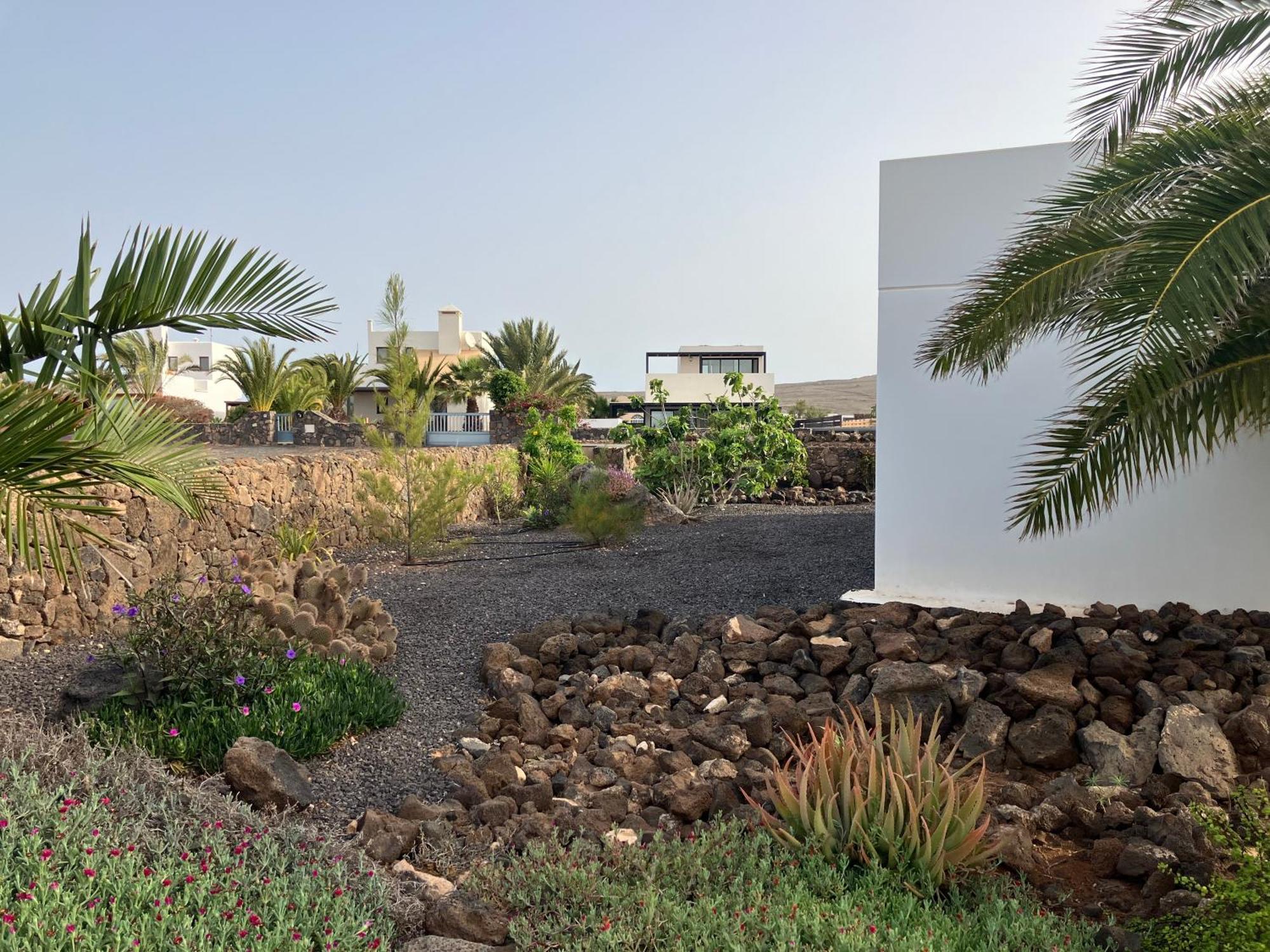 Majanicho Rock - Villa With Heated Pool Lajares Extérieur photo