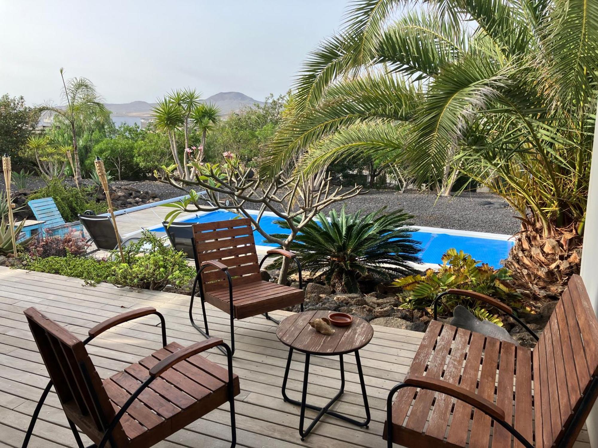 Majanicho Rock - Villa With Heated Pool Lajares Extérieur photo